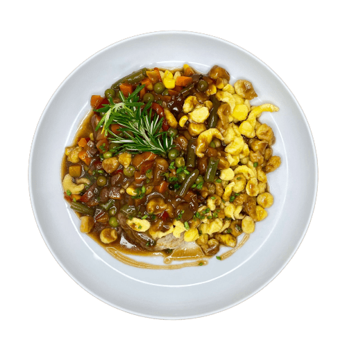#9 Gegrilltes Schweineschnitzel Natur in Pfeffer-Rahmsauce mit Spätzle und Balkangemüse Fleisch Season Family 